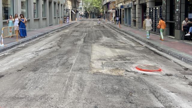 Nuevas obras de asfaltado en Zaragoza esta semana: turno del Rabal, Oliver-Valdefierro y varios barrios rurales