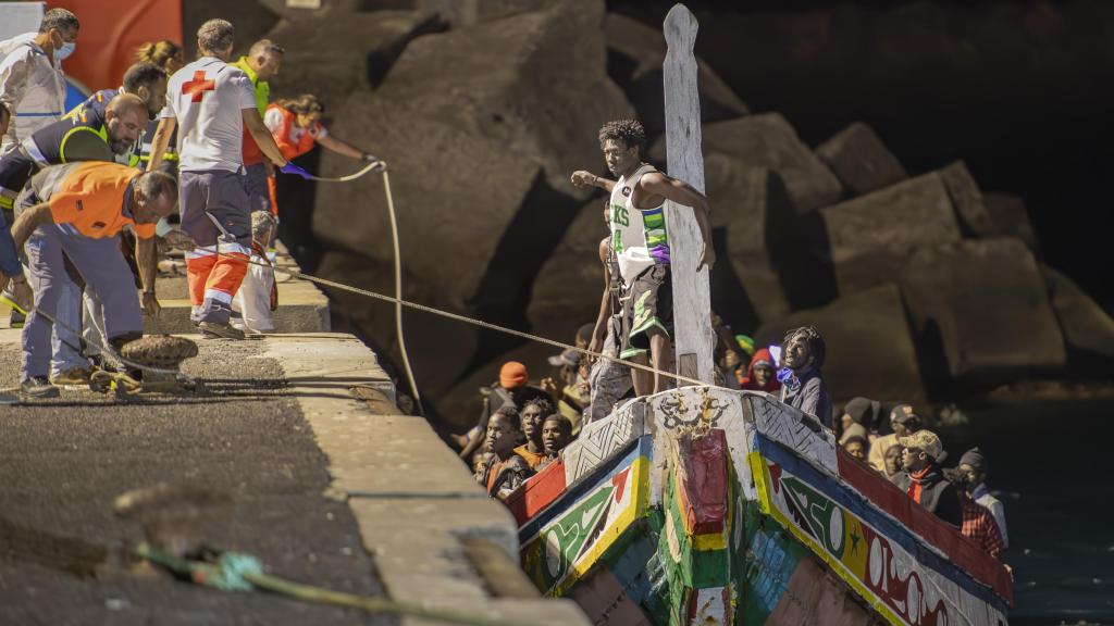 Una patera con 175 migrantes llega el pasado 4 de septiembre a El Hierro.