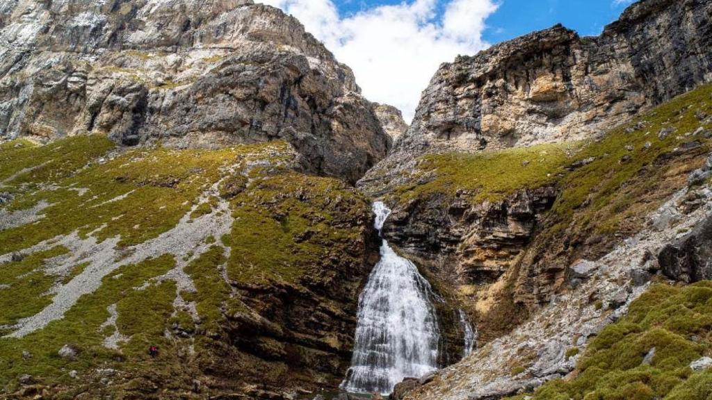 Cascada Cola de Caballo.