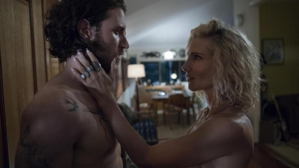 Tiene solo 8 episodios y pocos la conocen: Elsa Pataky es la líder de una secta de sirenas en esta serie de Netflix