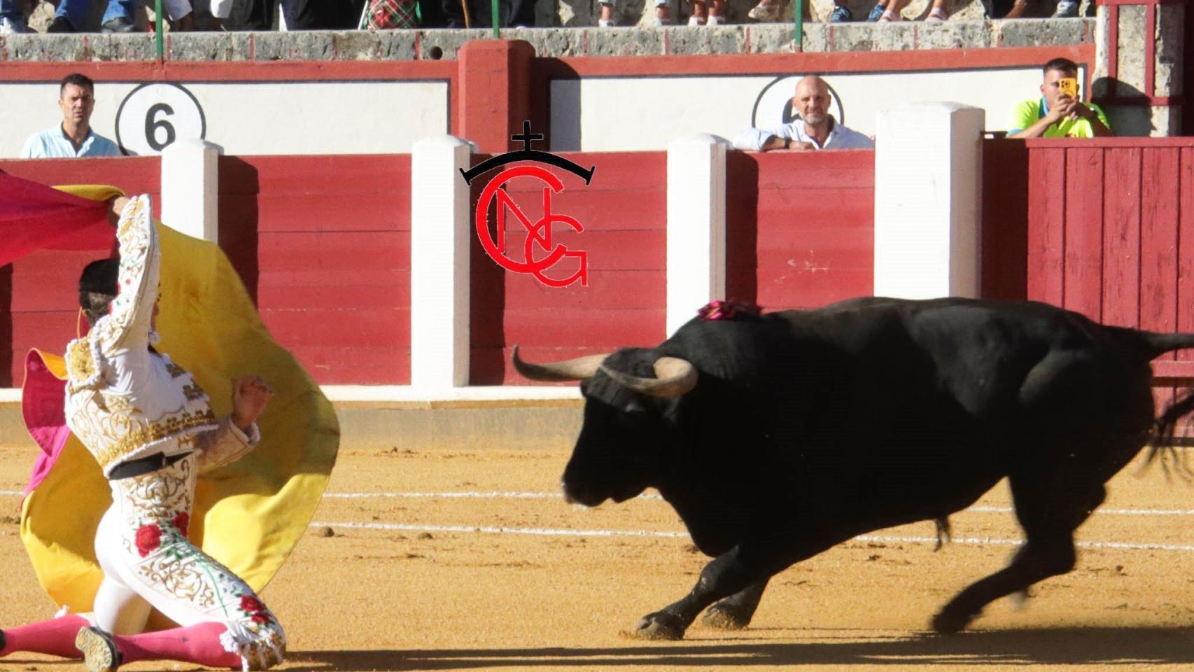 El Fandi y el salmantino Ismael Martín cerraron el ciclo pucelano saliendo a hombros