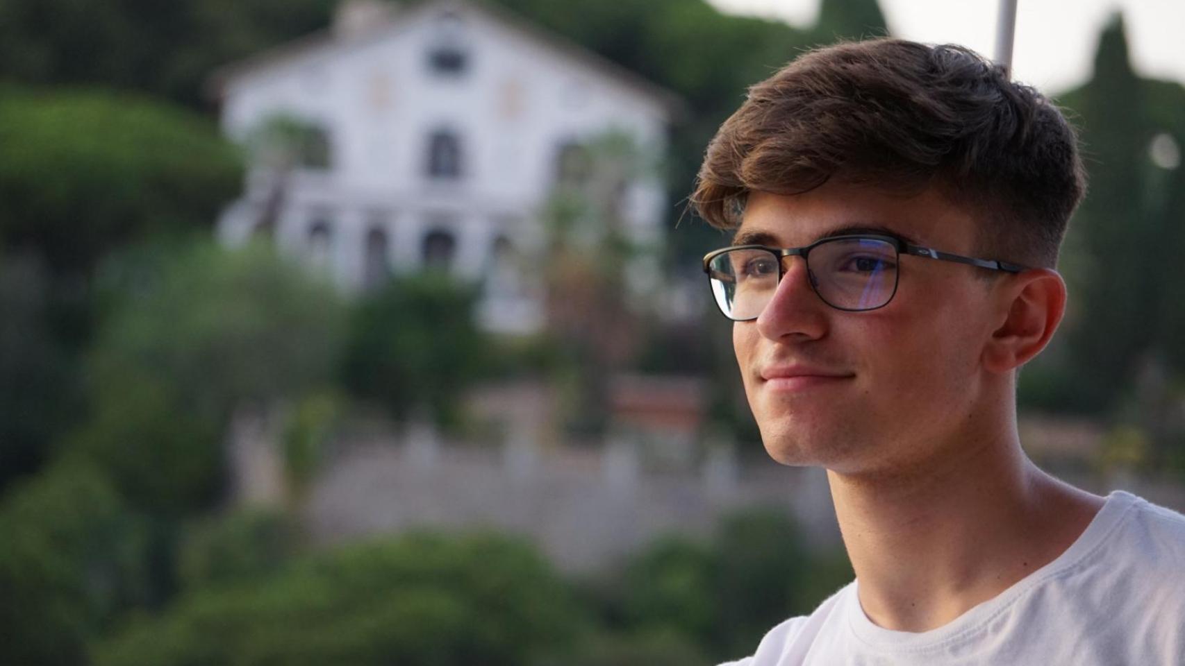 Imagen de Luis Esteban Valdivieso, estudiante y coautor de Plasvisor.