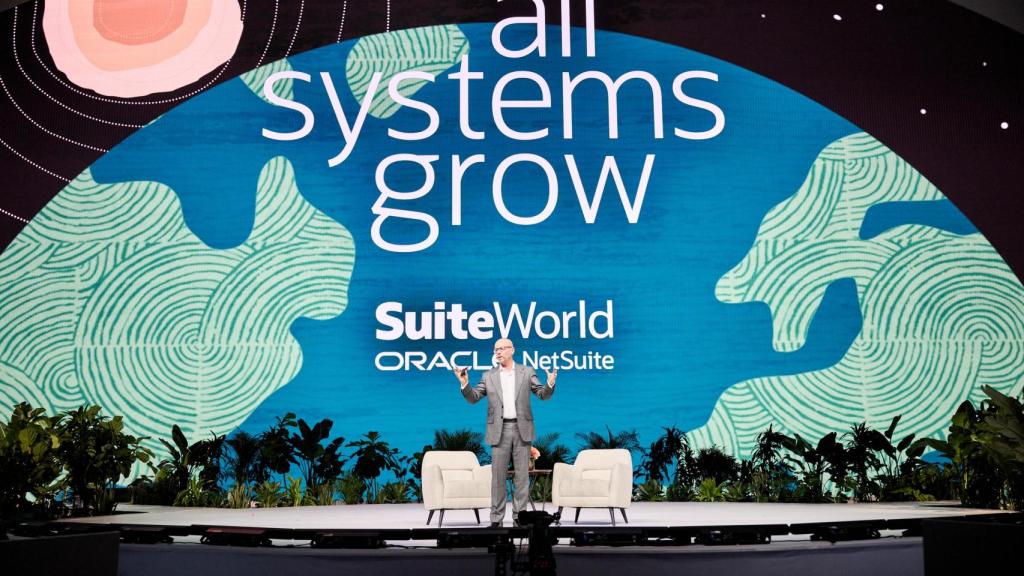 Evan Goldberg, fundador y vicepresidente ejecutivo de NetSuite, durante su keynote en Las Vegas.