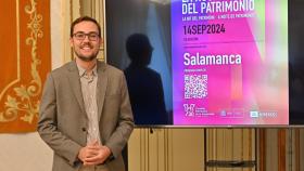 El concejal de Cultura y Turismo, Ángel Fernández, presentando la Noche del Patrimonio