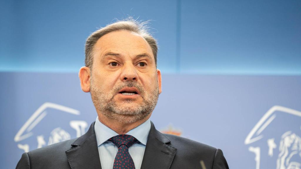 El diputado del Grupo Mixto José Luis Ábalos, durante una rueda de prensa en el Congreso de los Diputados, el 24 de julio de 2024