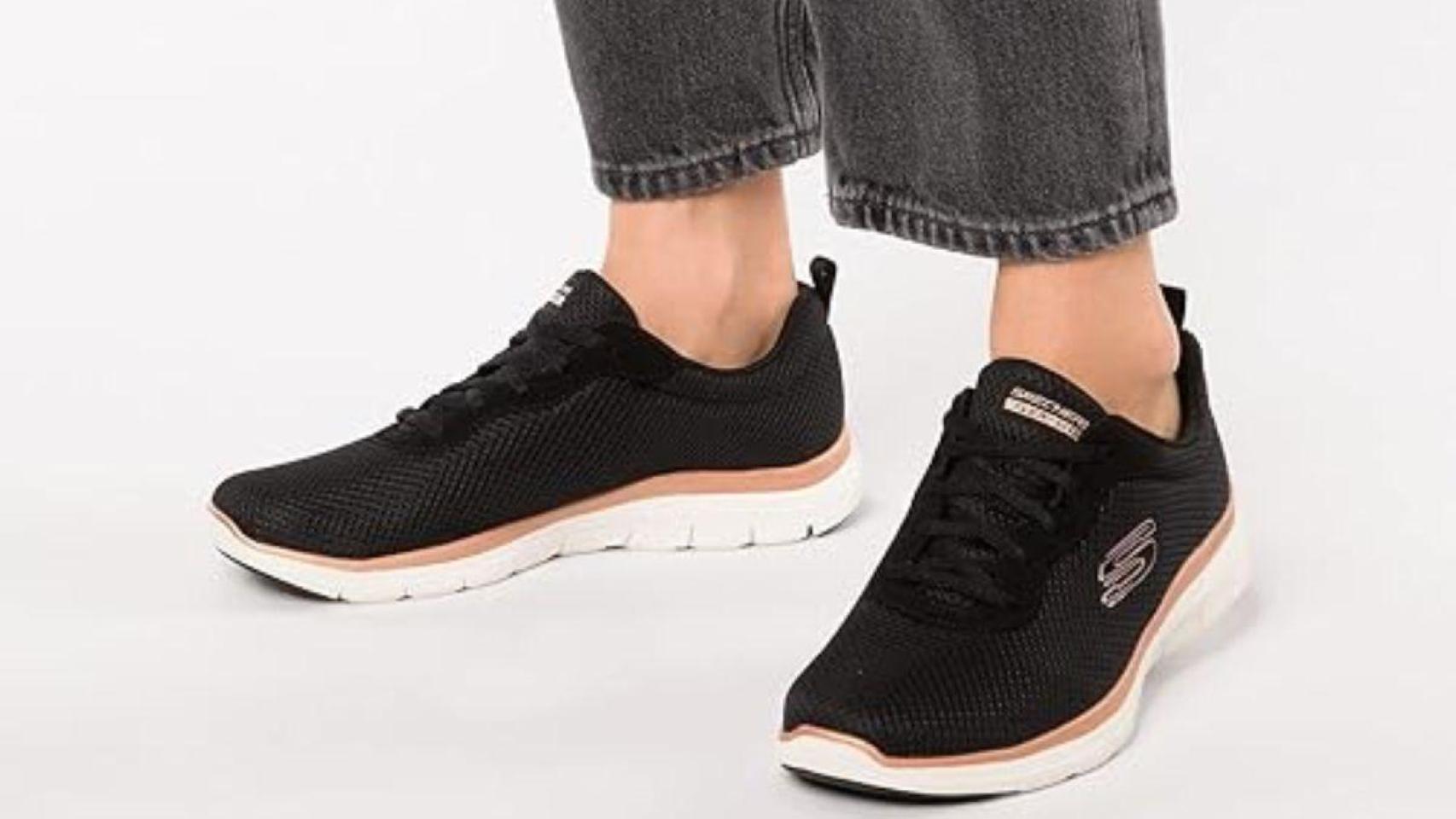 Amazon rebaja a menos de 45€ (antes 70€) las zapatillas Skechers que no te podrás quitar