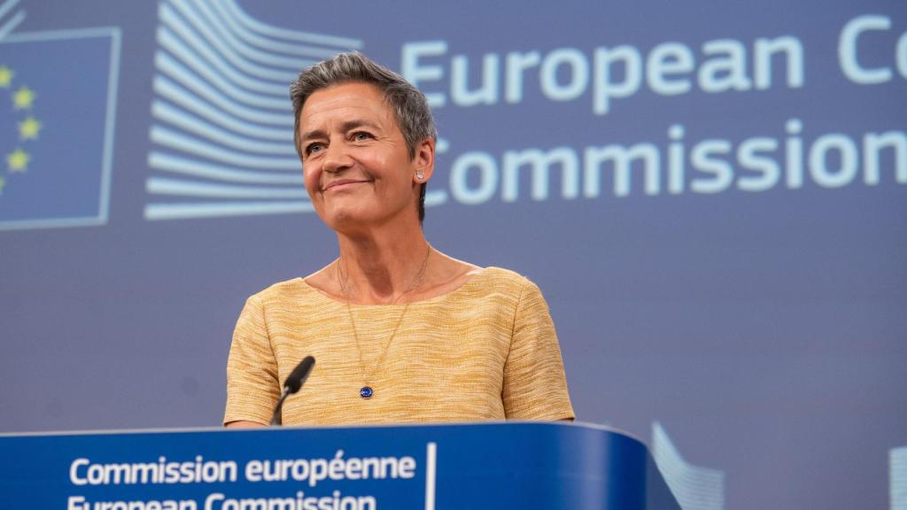 La vicepresidenta de la Comisión y responsable de Competencia, Margrethe Vestager, durante su rueda de prensa de este martes en Bruselas