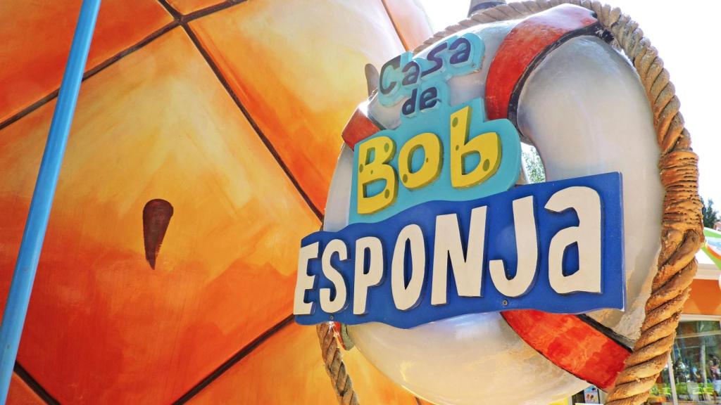 Casa de Bob Esponja en el Parque de Atracciones de Madrid.