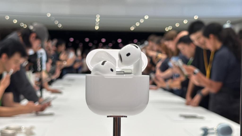 AirPods 4