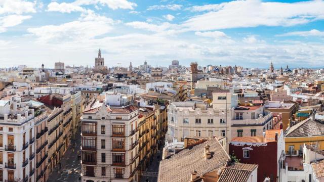 Imagen aérea de la ciudad de Valencia. Turisme Comunitat Valenciana