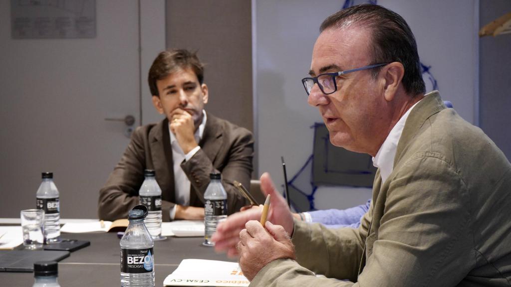 Víctor Pedrera y Dani Valero, delegado de El Español de la Comunitat Valenciana.