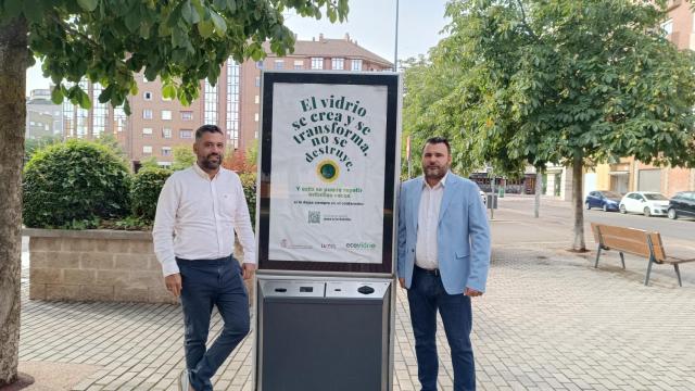 Presentación de la campaña de Ecovidrio y Ayuntamiento de León para el reciclaje de vidrio