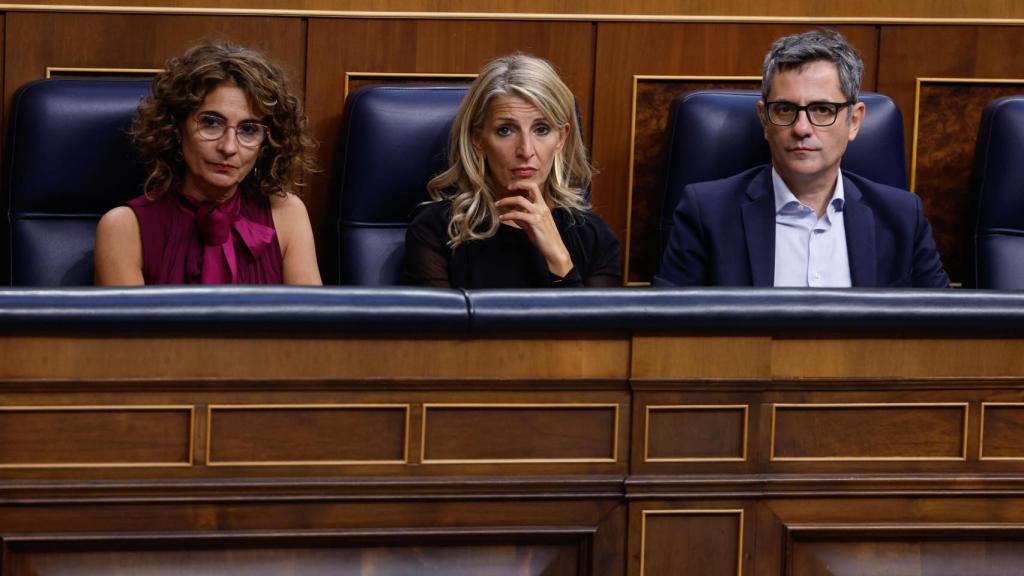 María Jesús Montero, Yolanda Díaz y Félix Bolaños, este miércoles en el Congreso.