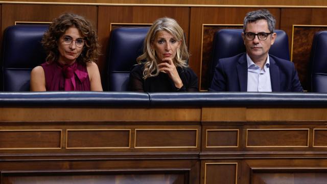 María Jesús Montero, Yolanda Díaz y Félix Bolaños, este miércoles en el Congreso.