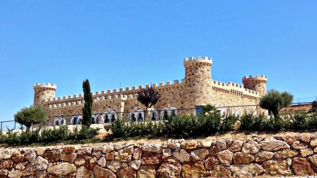 Bodega Castillo de Izan, Gumiel de Izan.