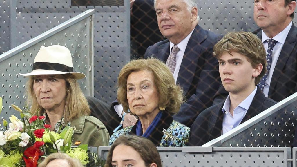 La infanta Elena, la reina Sofía y Miguel Urdangarin en el Mutua Madrid Open 2024.