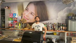 Un bar familiar con más de 20 años de historia en un pueblo vallisoletano y una promesa por Laura: “Va por ella”