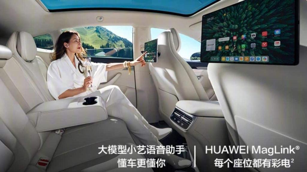 El sistema MagLink de Huawei permite conectar tablets a los asientos del coche