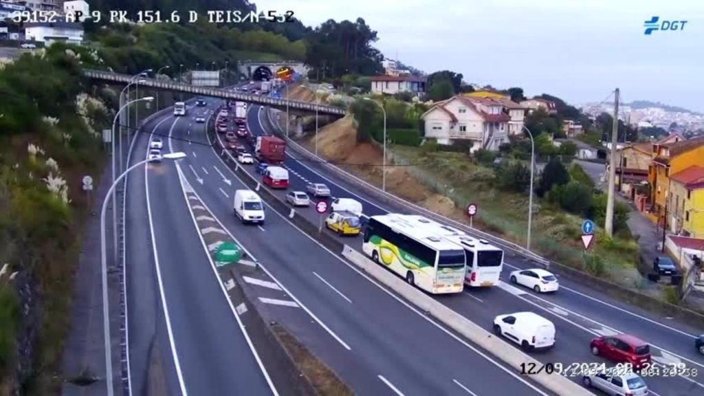 Retenciones en la AP-9 por un accidente en Vigo.