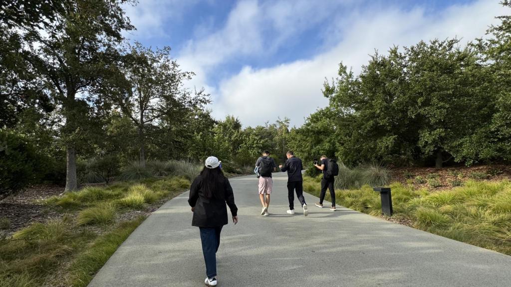 Sendero de Apple Park