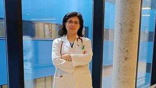 Dolores García, neuróloga en Galicia: "La migraña está infravalorada a nivel médico y social"