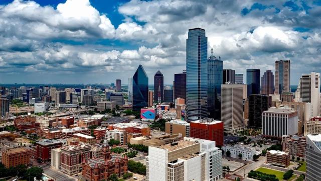 Dallas: encrucijada de Historia, Cultura y Modernidad en el Corazón de Texas.