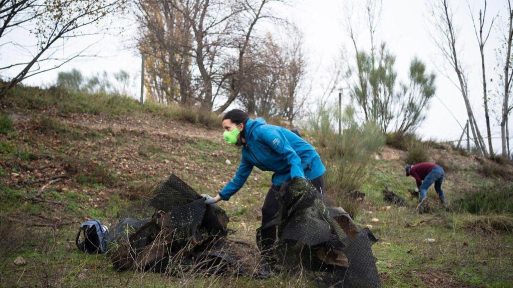 Limpia Ríos Salva Océanos. Fundación Ecoalf