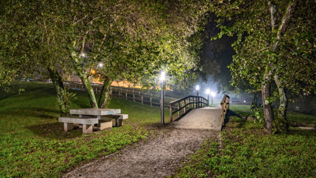 Parque fluvial do río Con