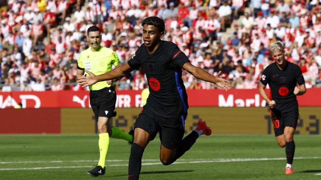 Lamine Yamal celebra su primer gol ante el Girona.