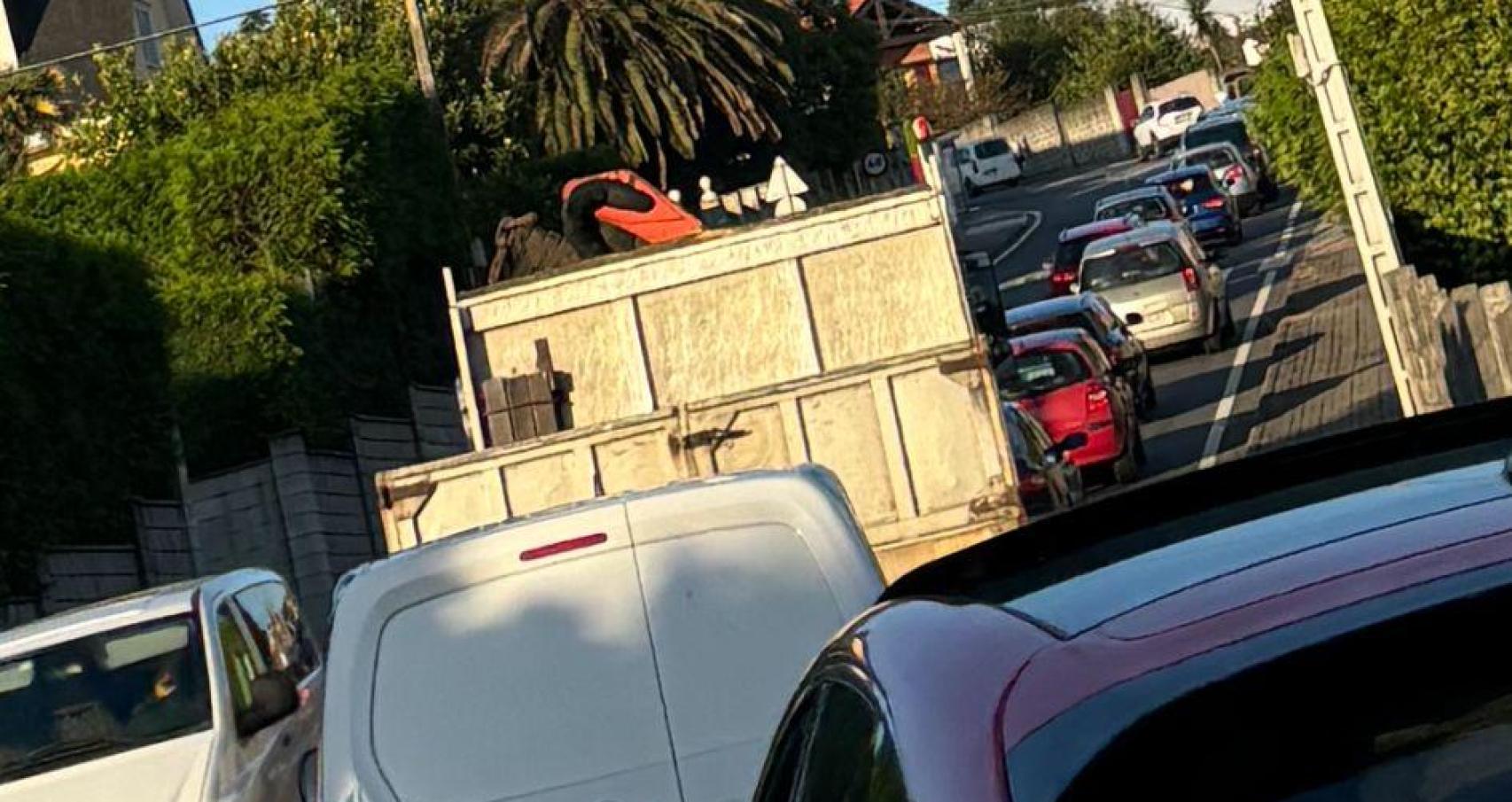 Atasco en la Avenida Nueva York a la altura de Franciscanas