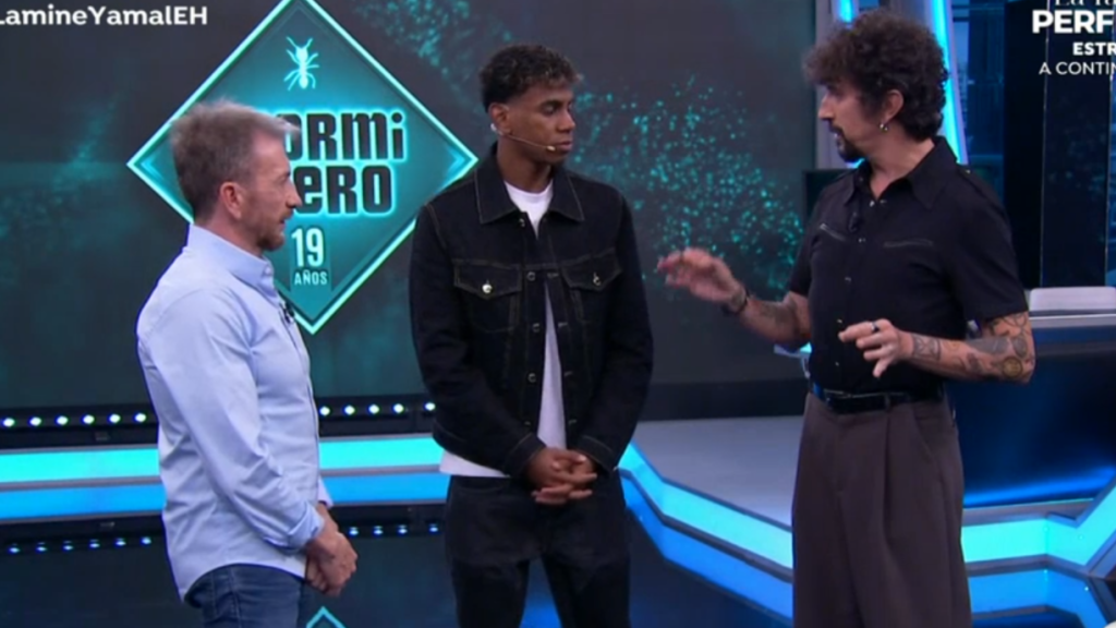 Pablo Motos, Lamine Yamal y Marron, en 'El Hormiguero'