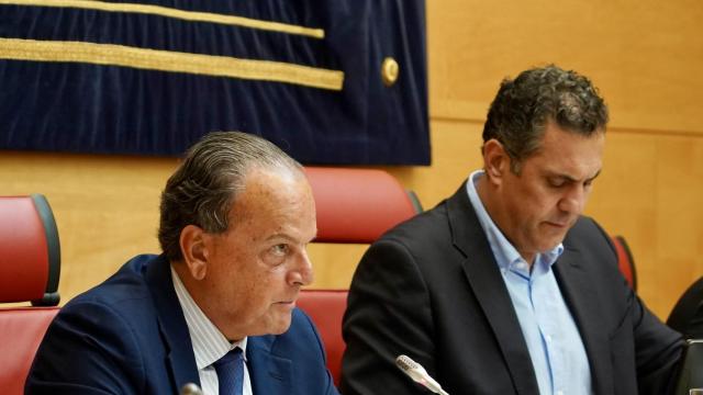 El presidente del Consejo de Cuentas de Castilla y León, Mario Amilivia, presenta en la Comisión de Economía y Hacienda de las Cortes el informe: