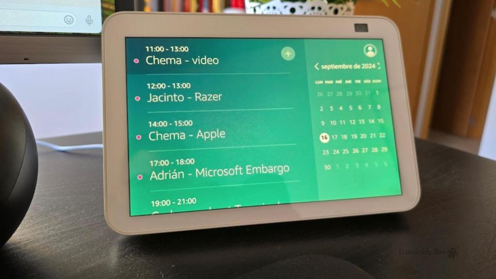 Calendario en una pantalla inteligente de Amazon