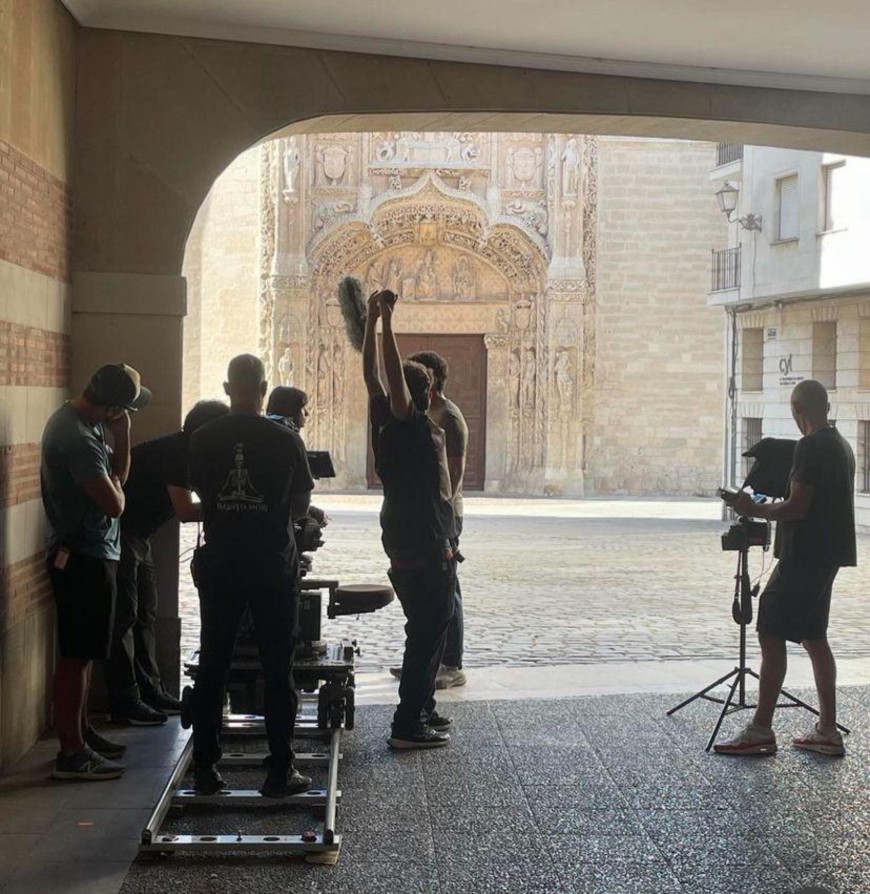 Una escena grabada en Cadenas de San Gregorio