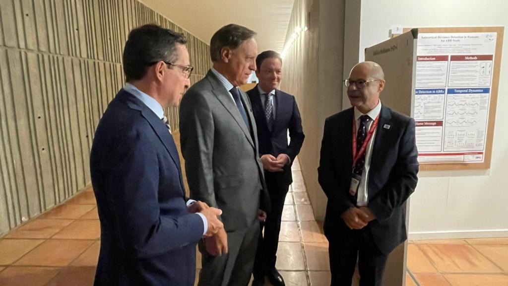 El alcalde, junto al rector y al director del Incyl en la inauguración del congreso