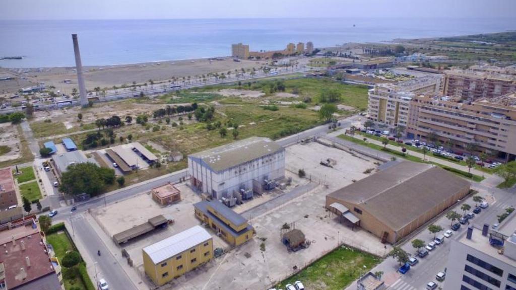 Terrenos de la central térmica de Málaga, donde tiene un proyecto Ginkgo.