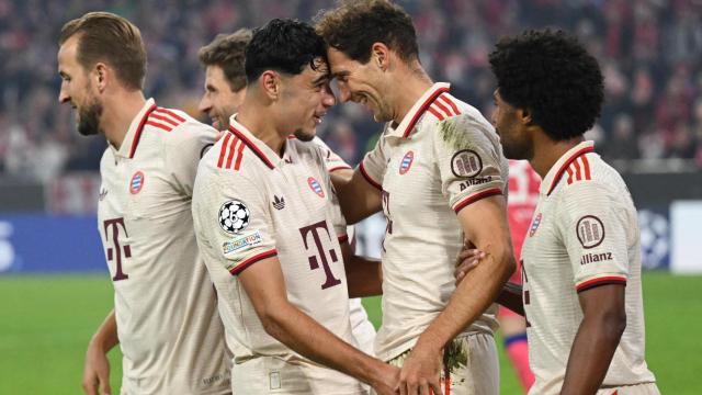 Los jugadores del Bayern celebran uno de sus goles ante el Dinamo de Zagreb.