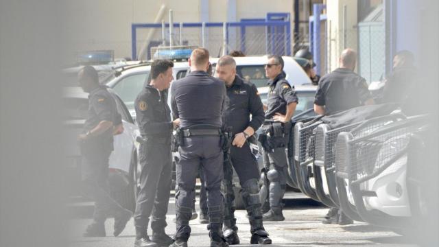 Agentes de la Guardia Civil en la frontera del Tarajal en una imagen del pasado 15 de septiembre.