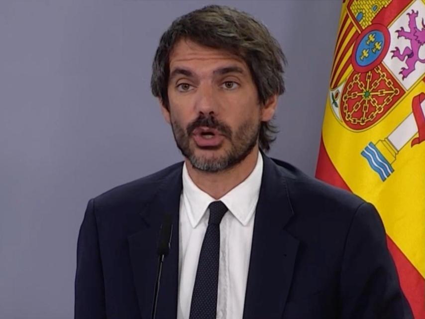 El ministro de Cultura, Ernest Urtasun, durante la rueda de prensa posterior al Consejo de Ministros.