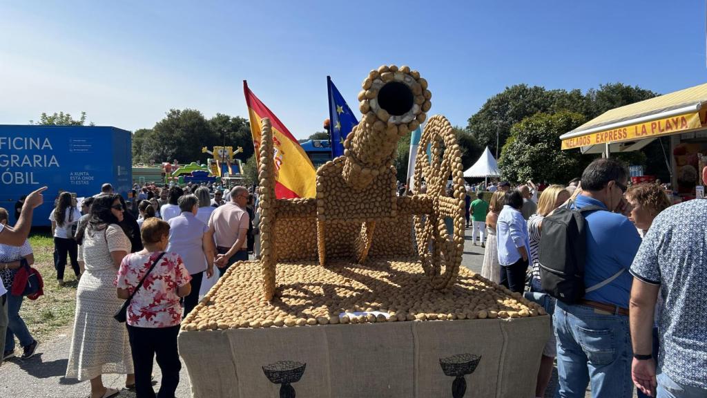 Cañón de la Revolución Inglesa hecho en patata