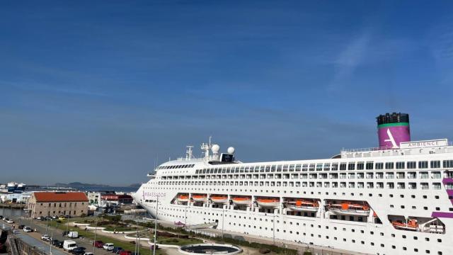 Crucero Ambience en el Puerto de Vigo