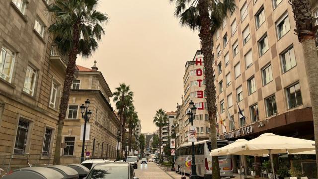 Humo en el centro de Vigo