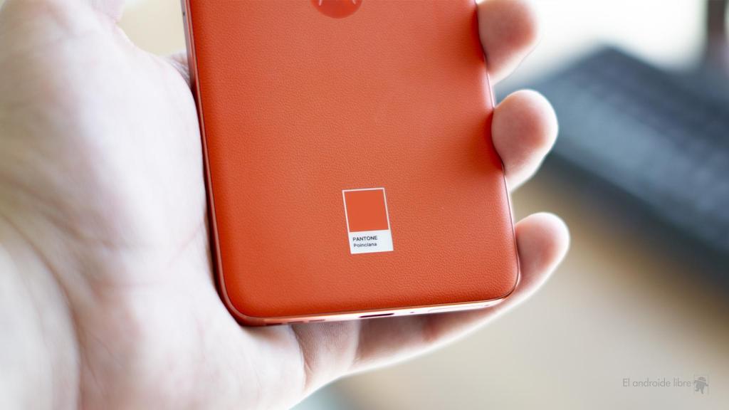 Color Pantone del Motorola Edge 50 Neo