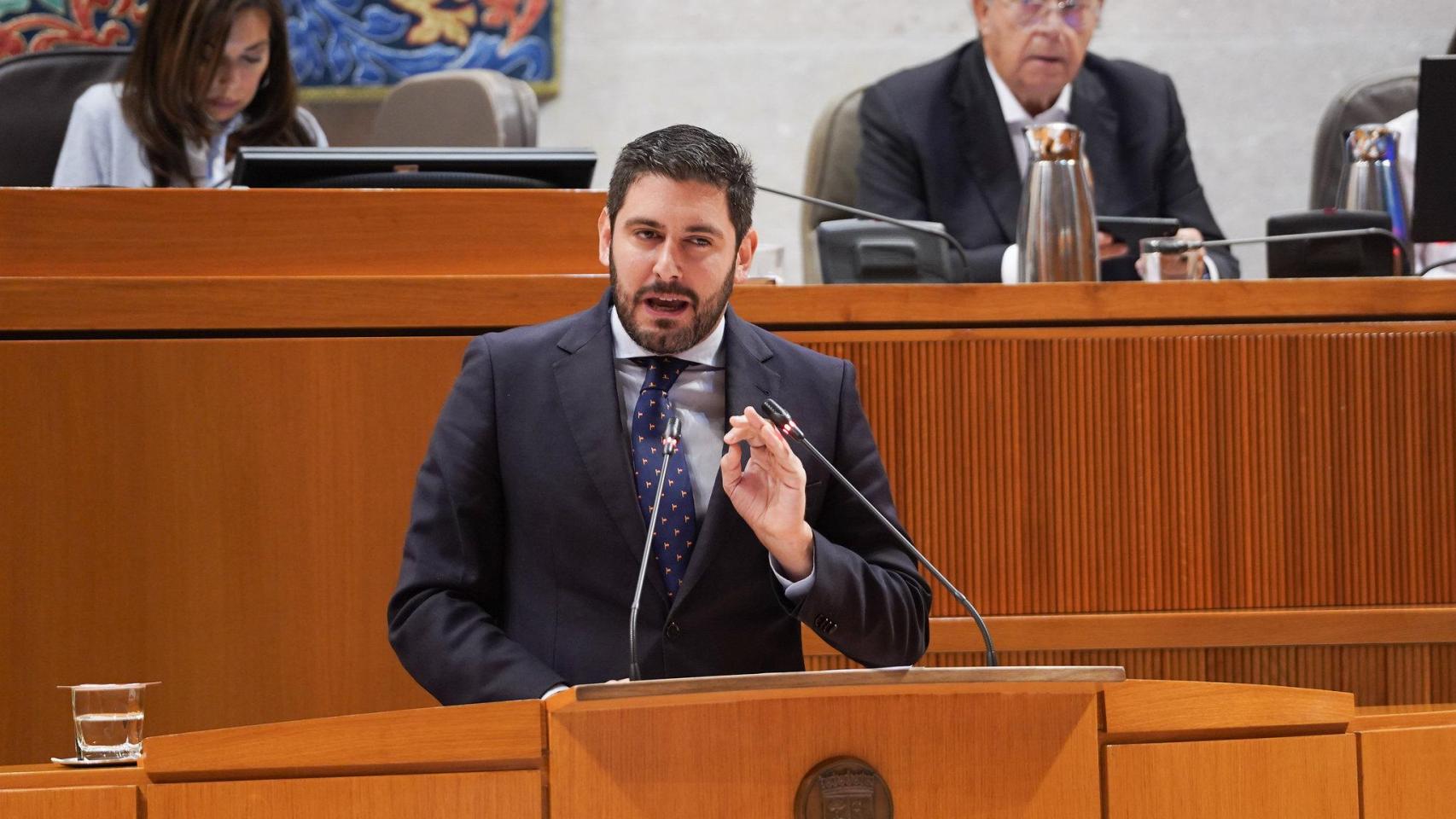 Alejandro Nolasco, en el último pleno de las Cortes de Aragón.