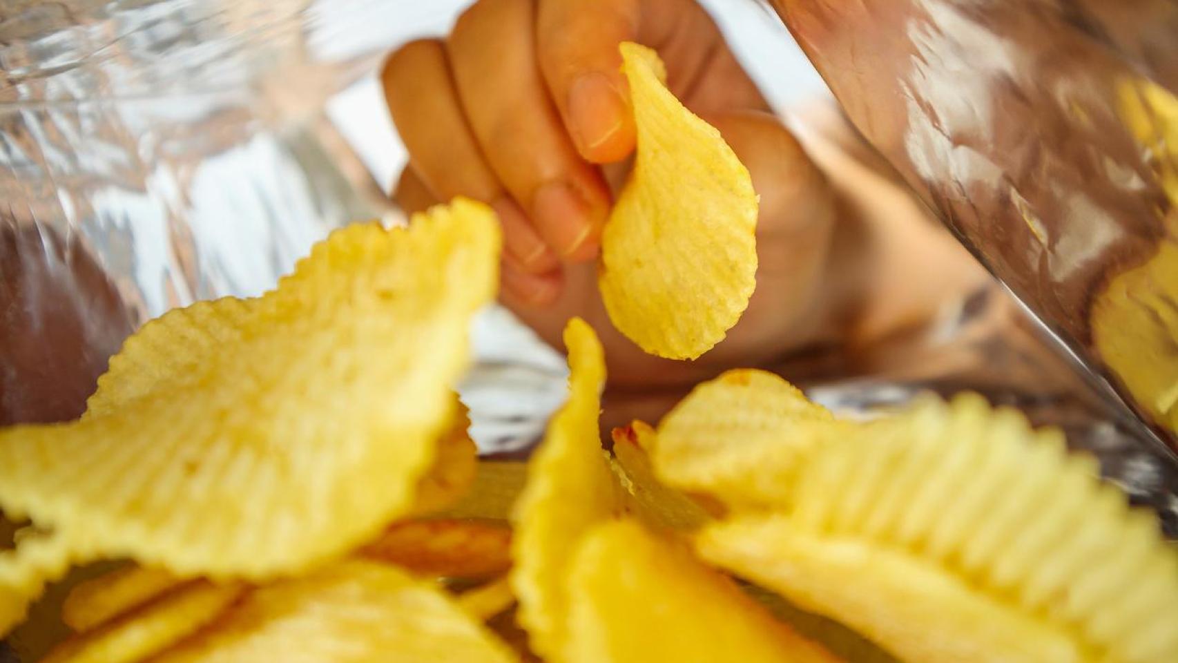 Unas patatas fritas de bolsa.