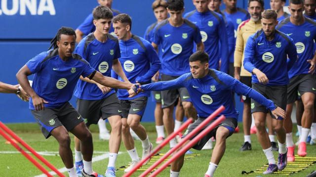 Los futbolistas entrenan en la previa de su debut en Champions frente al Mónaco.