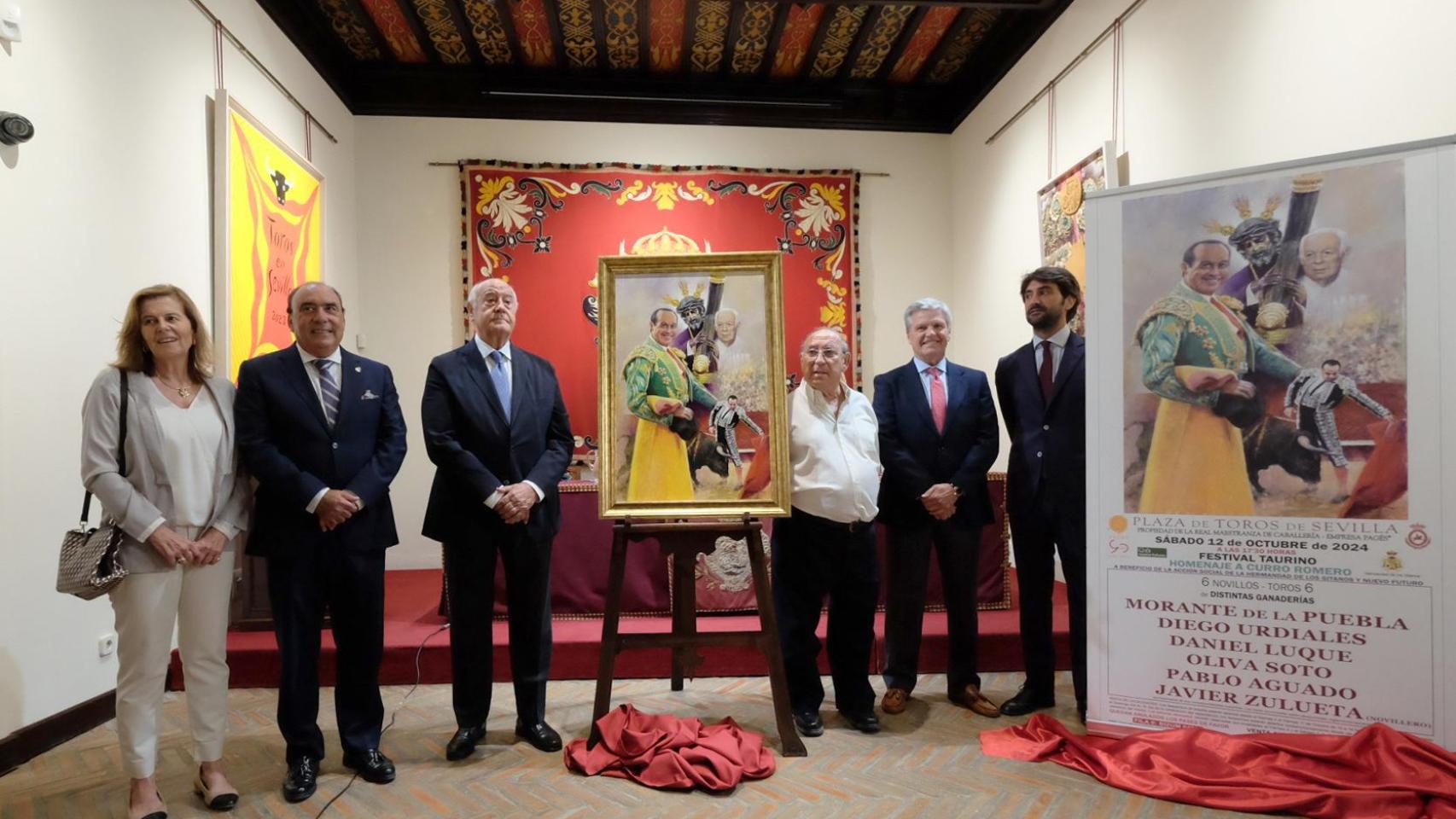 Presentación del cartel en homenaje a Curro Romero en la Maestranza de Sevilla.