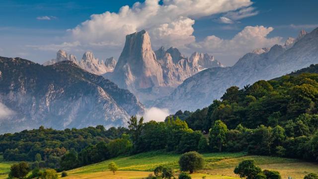 Parque Nacional de los Picos de Europa - Asturias, Cantabria y Castilla y León (España) - Naranjo de Bulnes