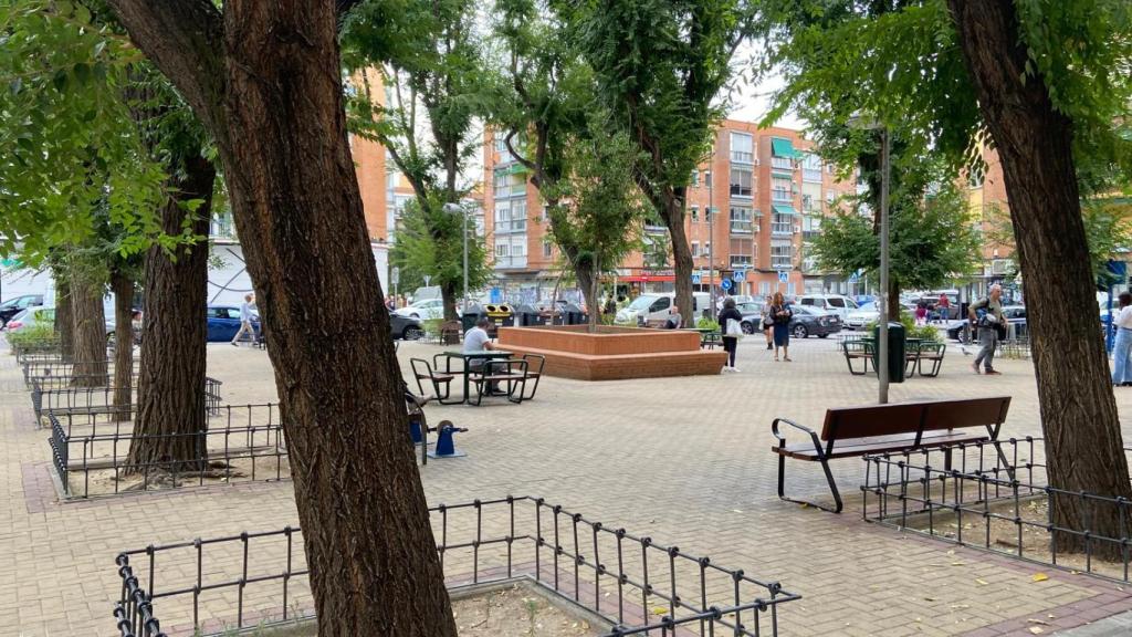 El parque en la avenida de Nuestra Señora de Valvanera donde tuvo lugar el tiroteo.