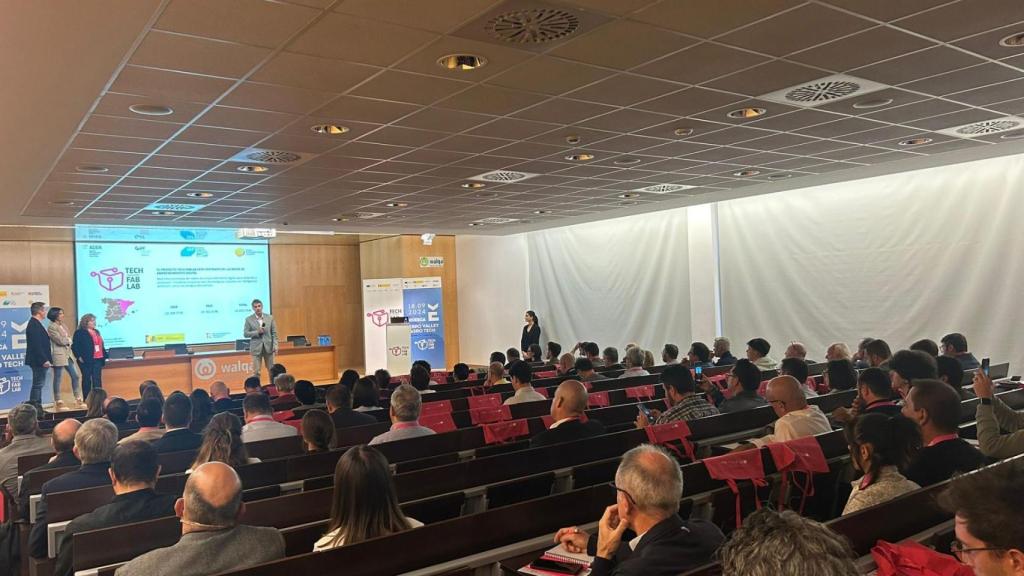 Una de las charlas del evento de innovación de Ebro Valley Agro Tech.